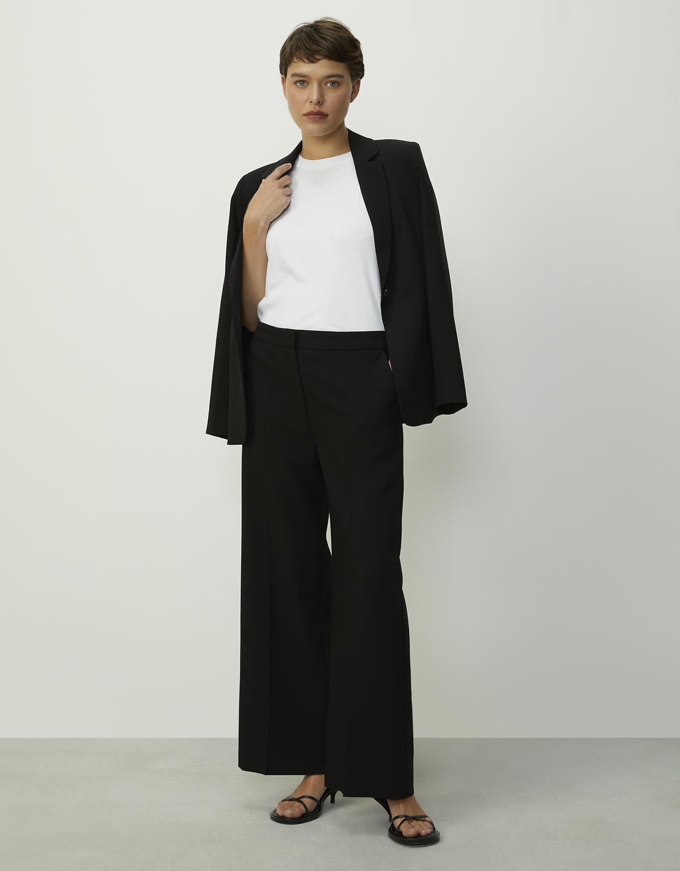 image_cb847ac3-1701-412d-b080-4c90c3fc2bf0