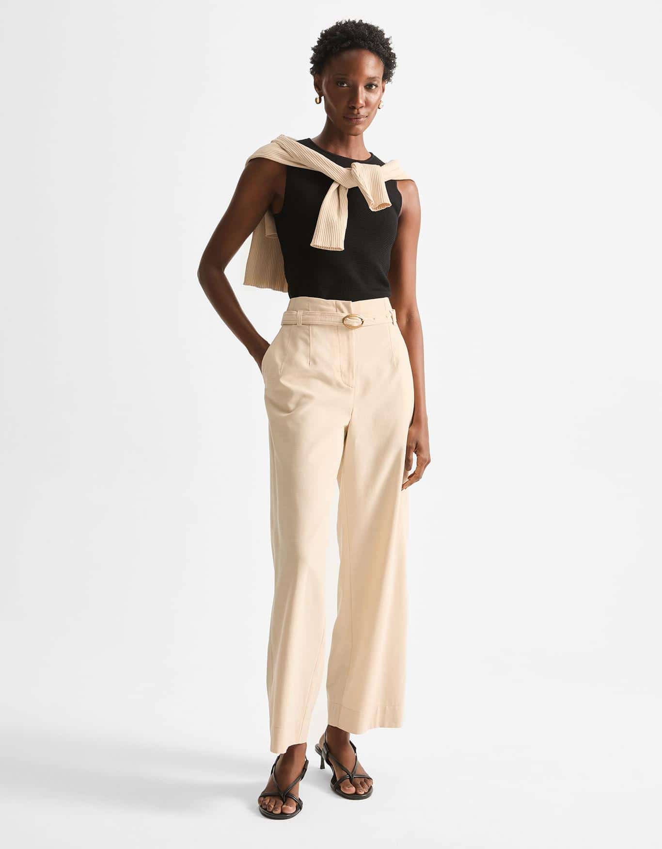 Calça Reta Com Cinto