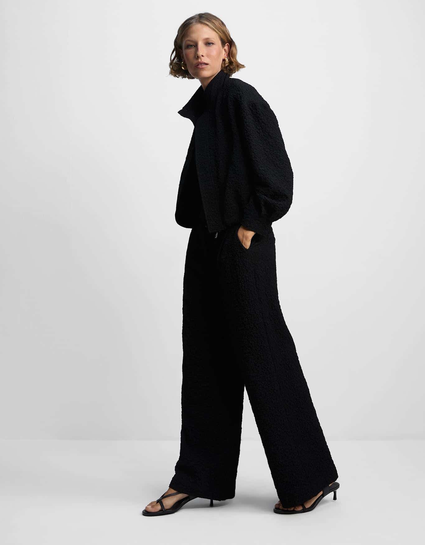 Calça Reta Cós Pregas