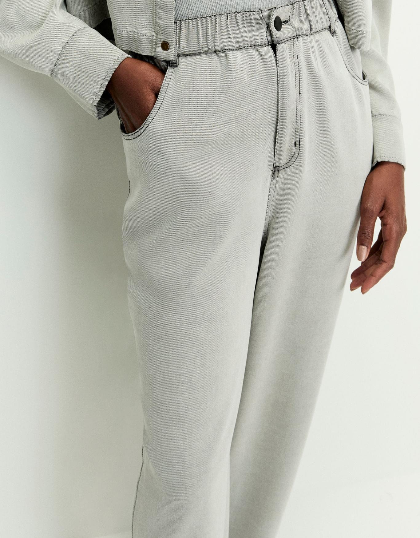 Calça Reta Liocel
