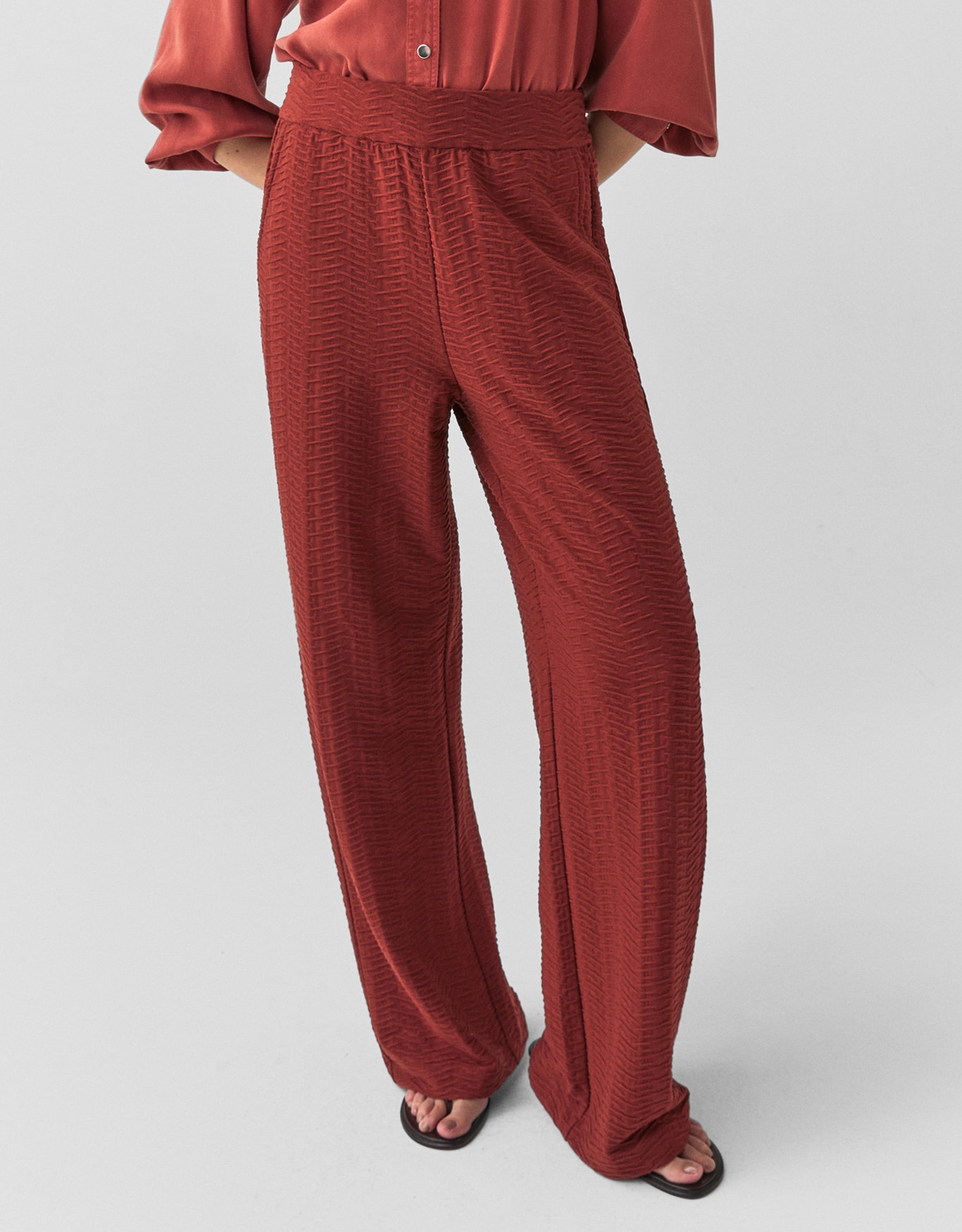 Calça Reta Malha Texturizada