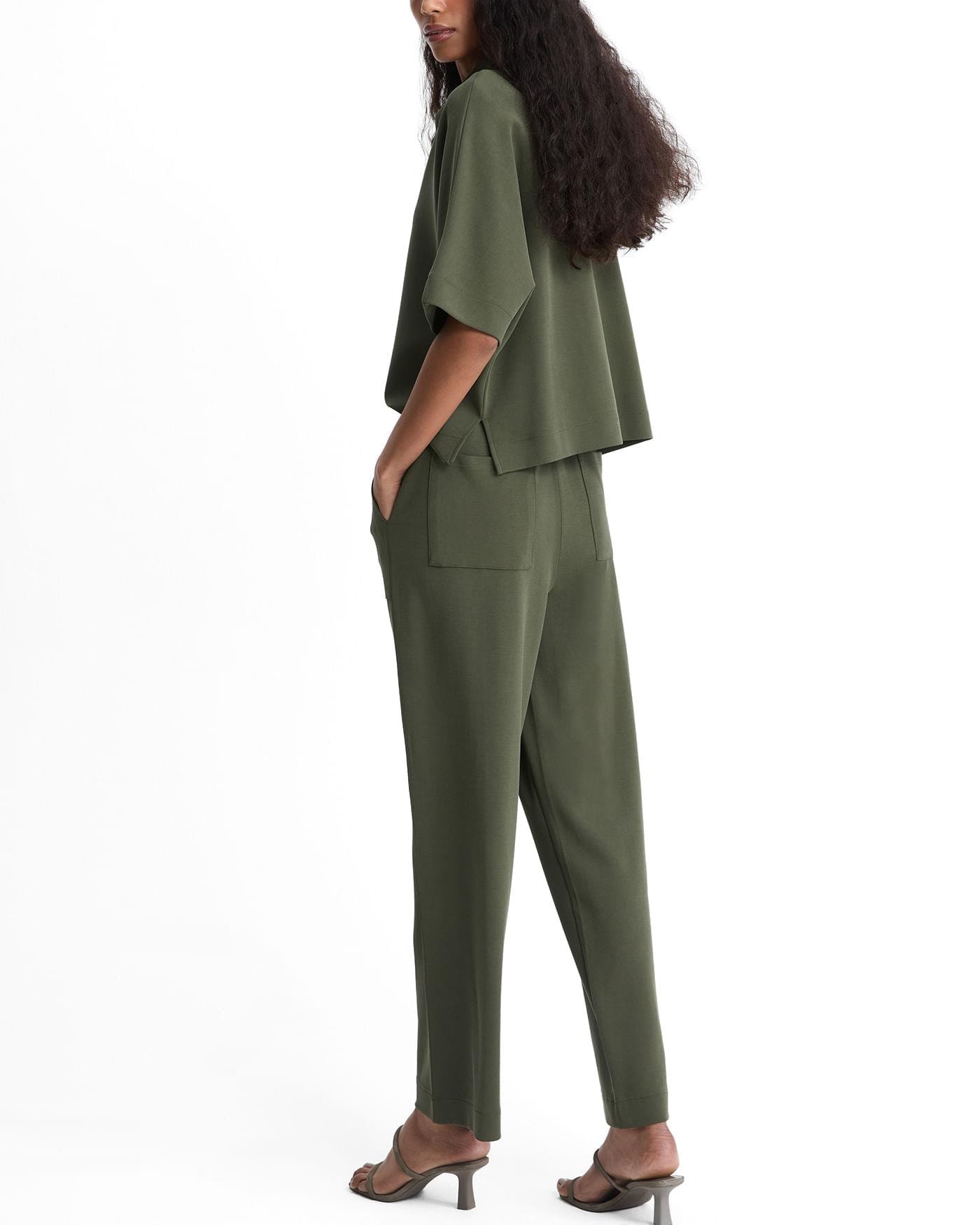 image_ecebd34c-d20d-465f-b165-79a58038c0f9