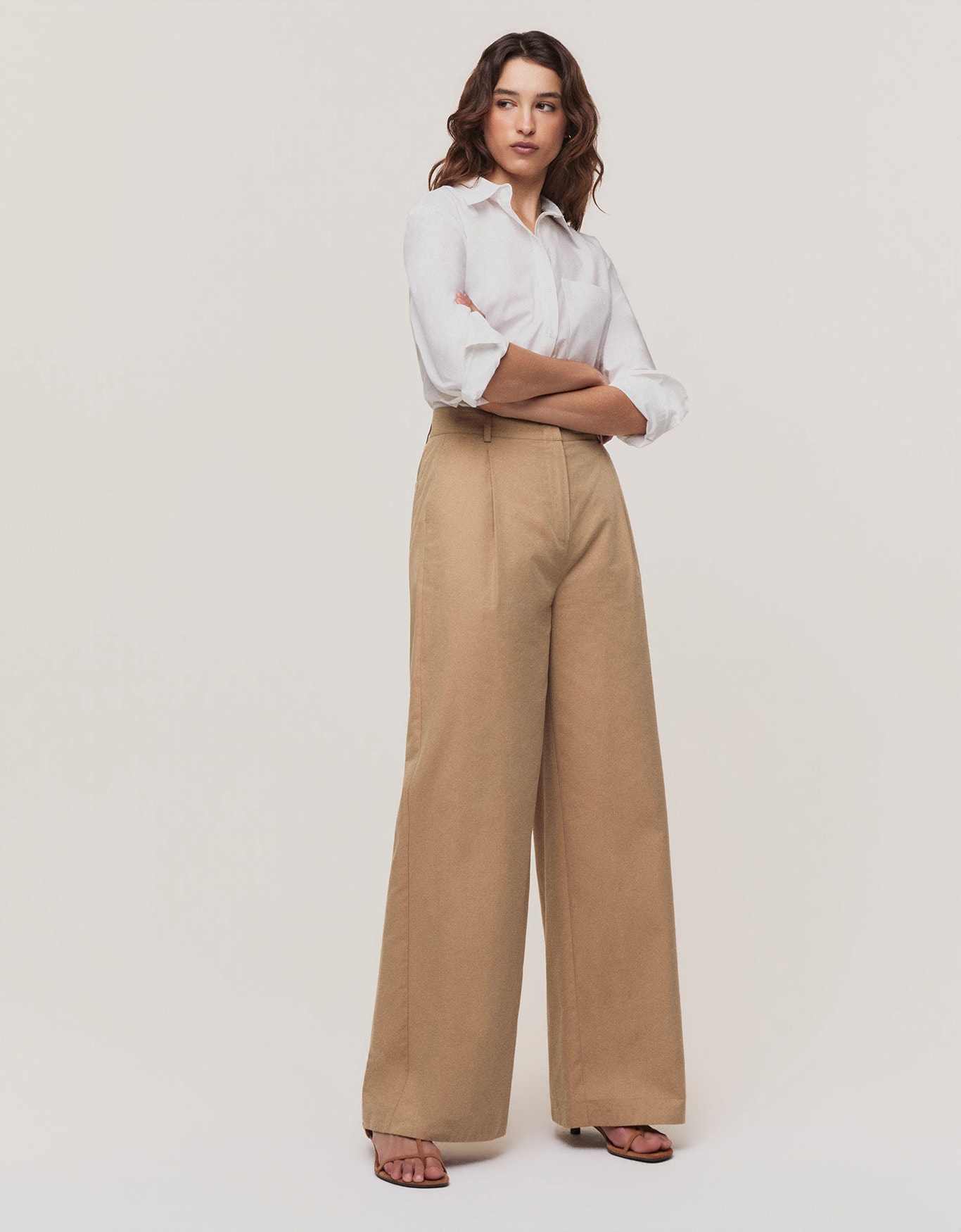 Calça Reta Pregas