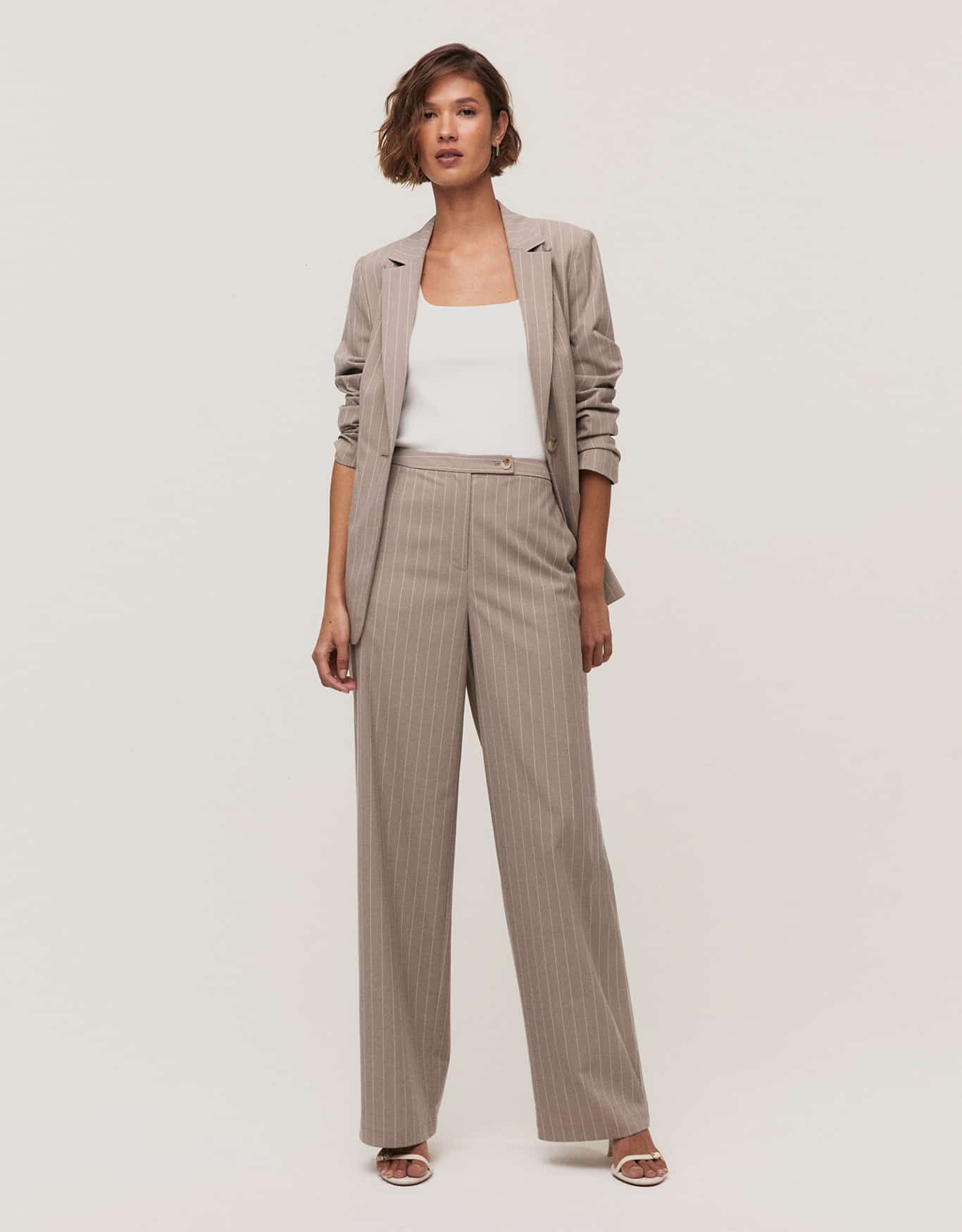 Calça Reta Risca de Giz