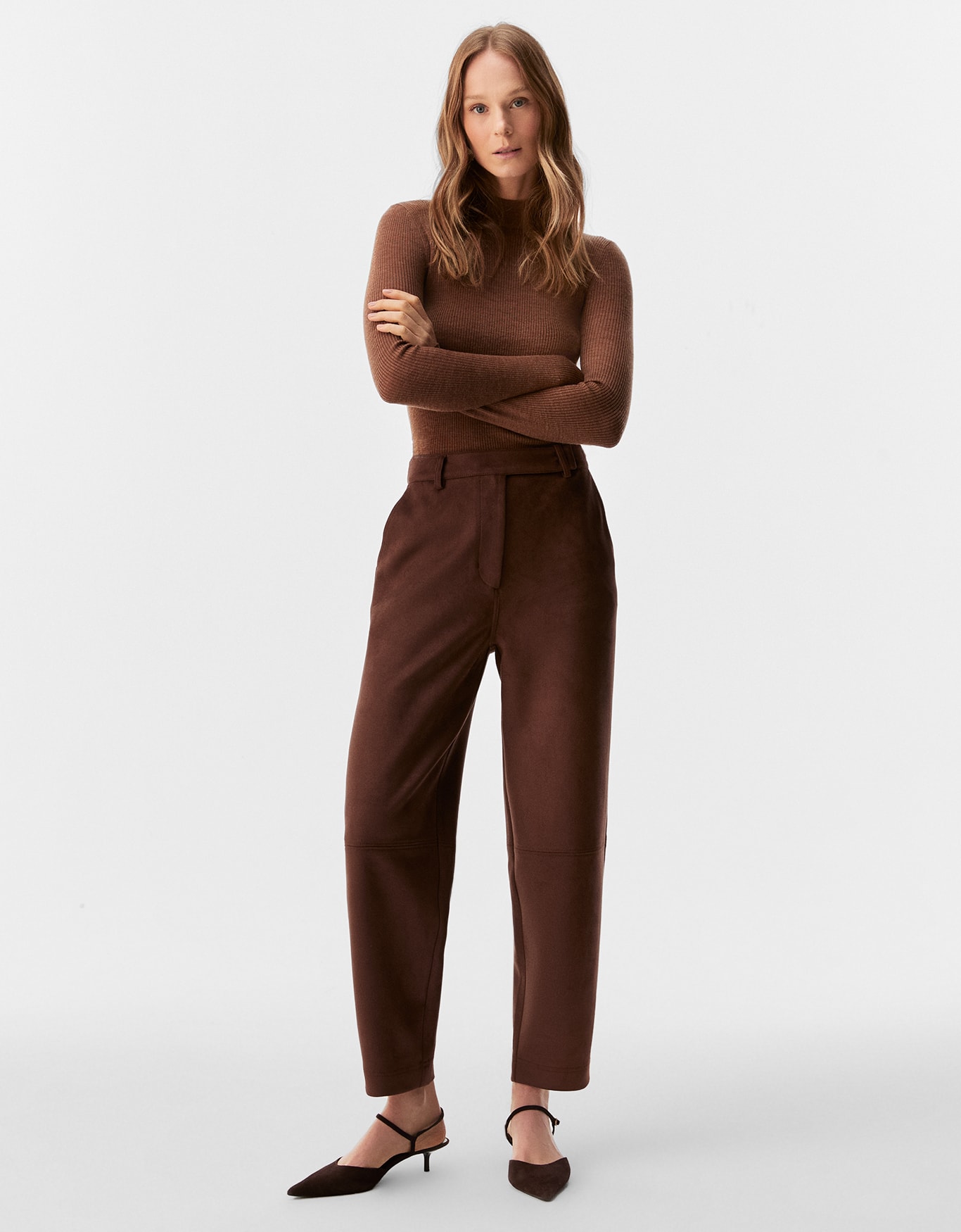 Calça Reta Suede
