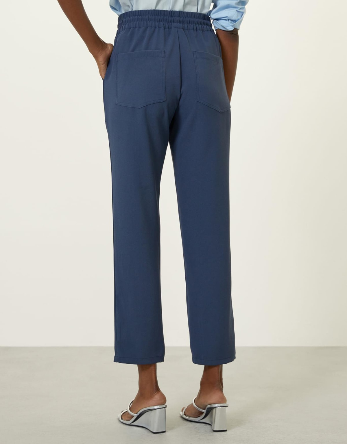 image_d888571b-f8f9-4cd5-b3cc-d48a1d2fbcb9