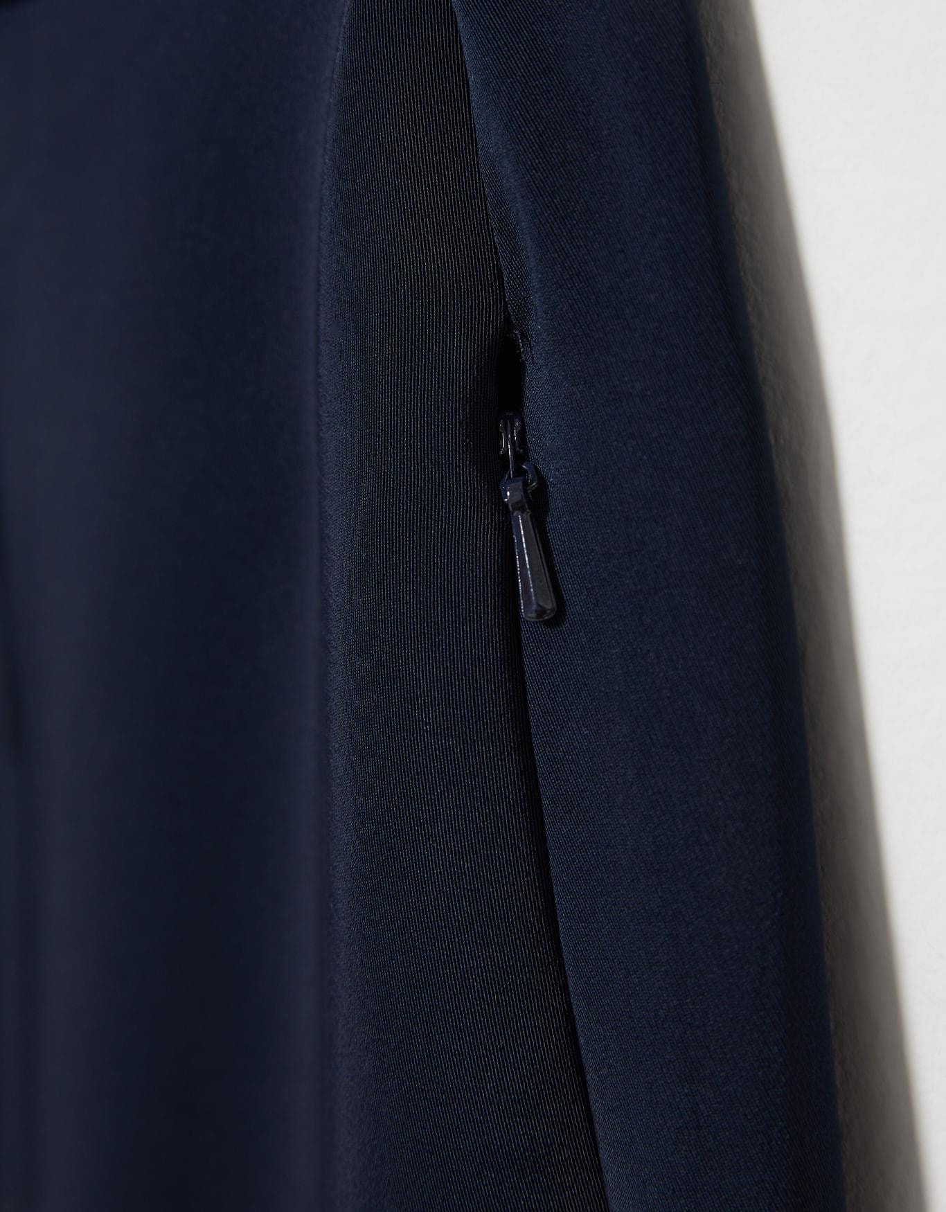 image_b46cd45a-fb61-4530-8e21-8d04f23300e1