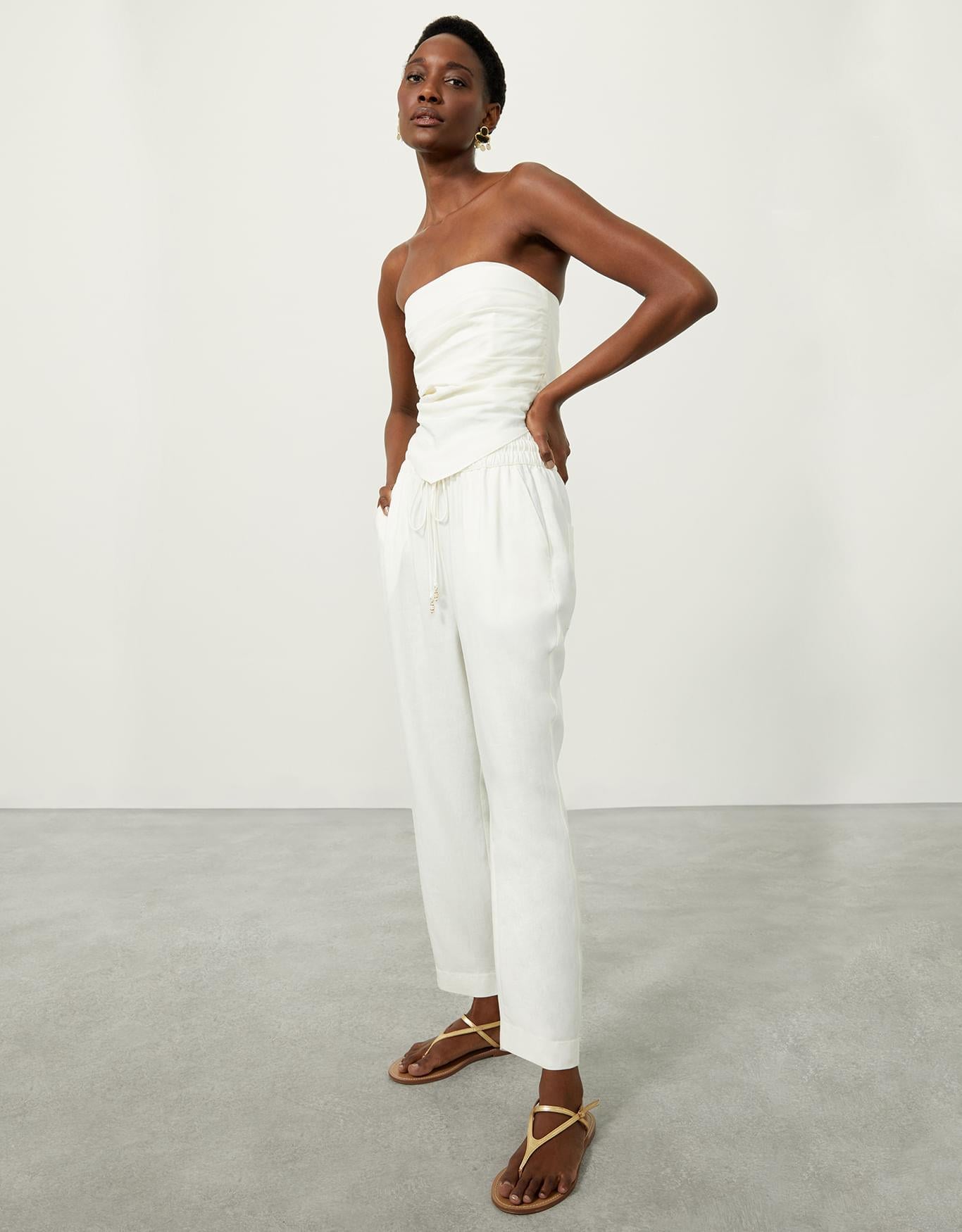 Calça Slim Com Elástico Na Cintura