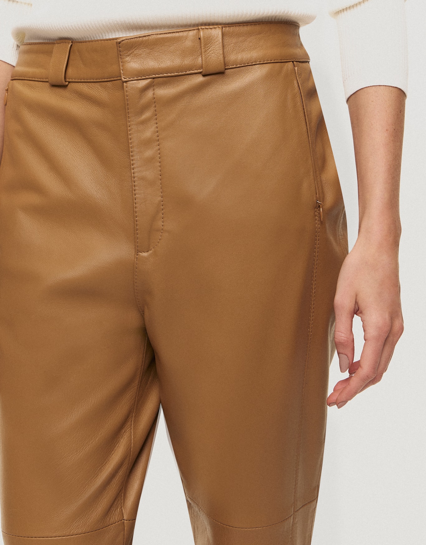 Calça Slim Couro