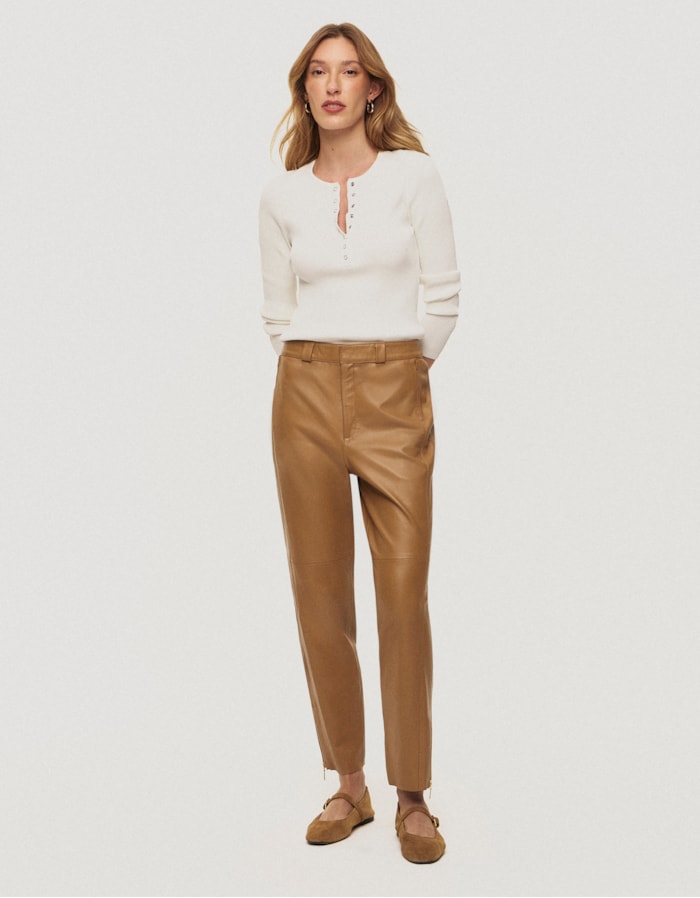 Shoulder — Calça Slim Couro