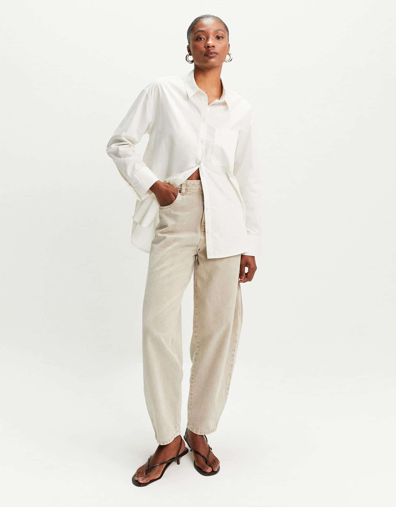 Calça Slim Detalhe Prega