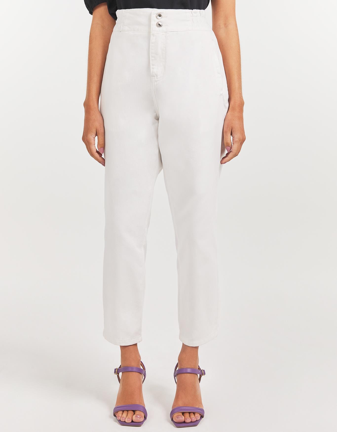 image_1e1a129f-032b-4e28-acb1-794f35d7cc3f