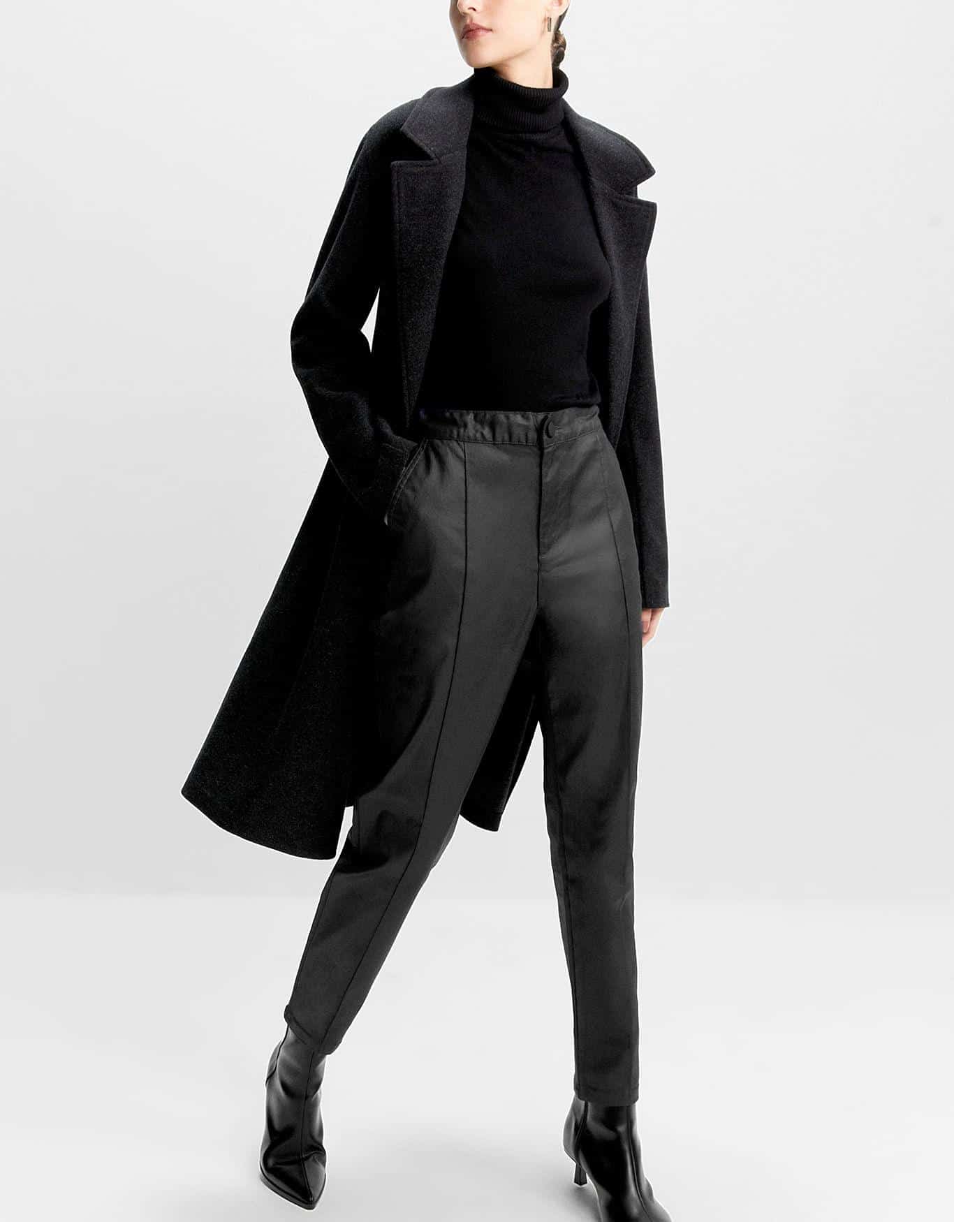 Calça Slim Resinada