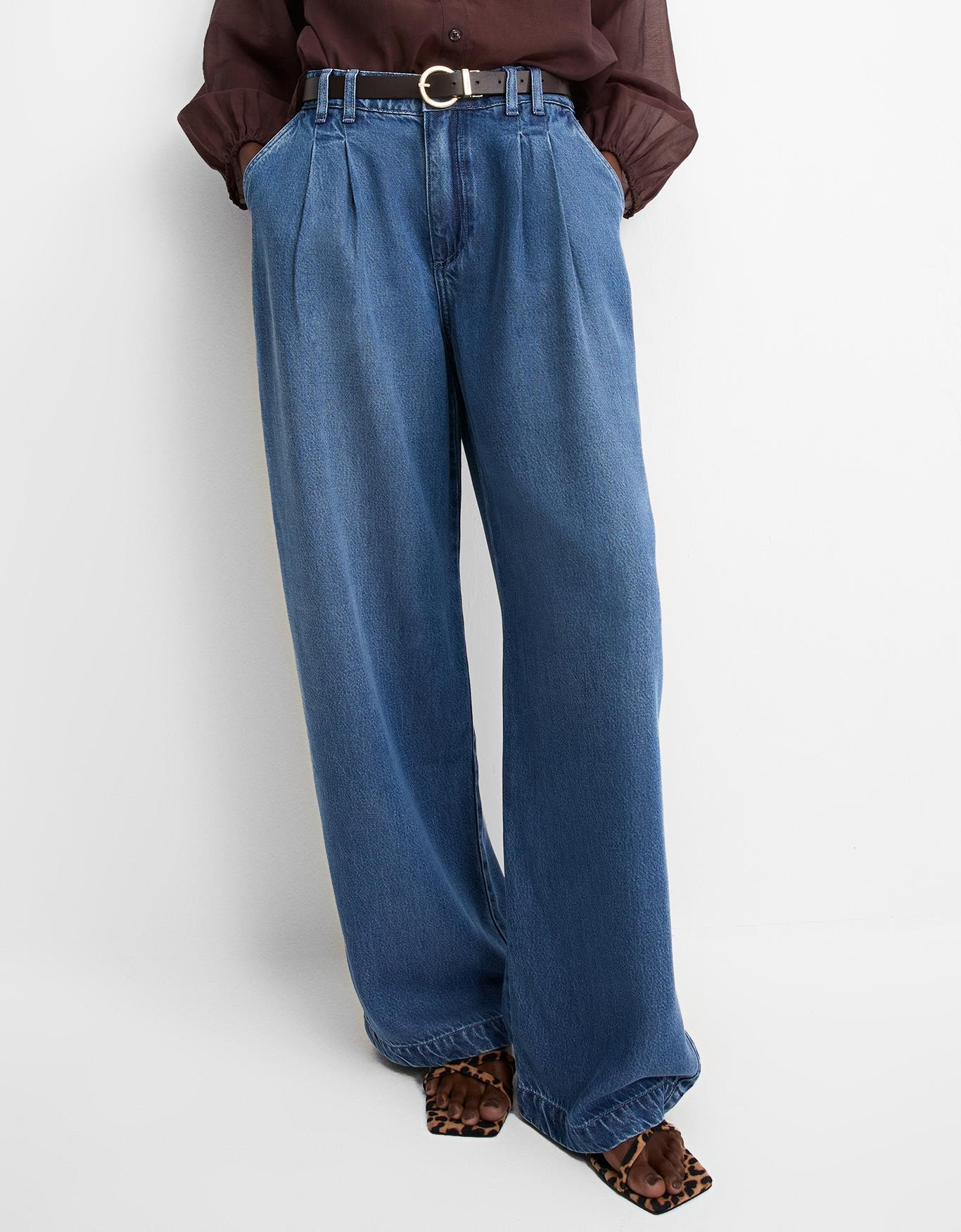 Calça Wide Com Prega