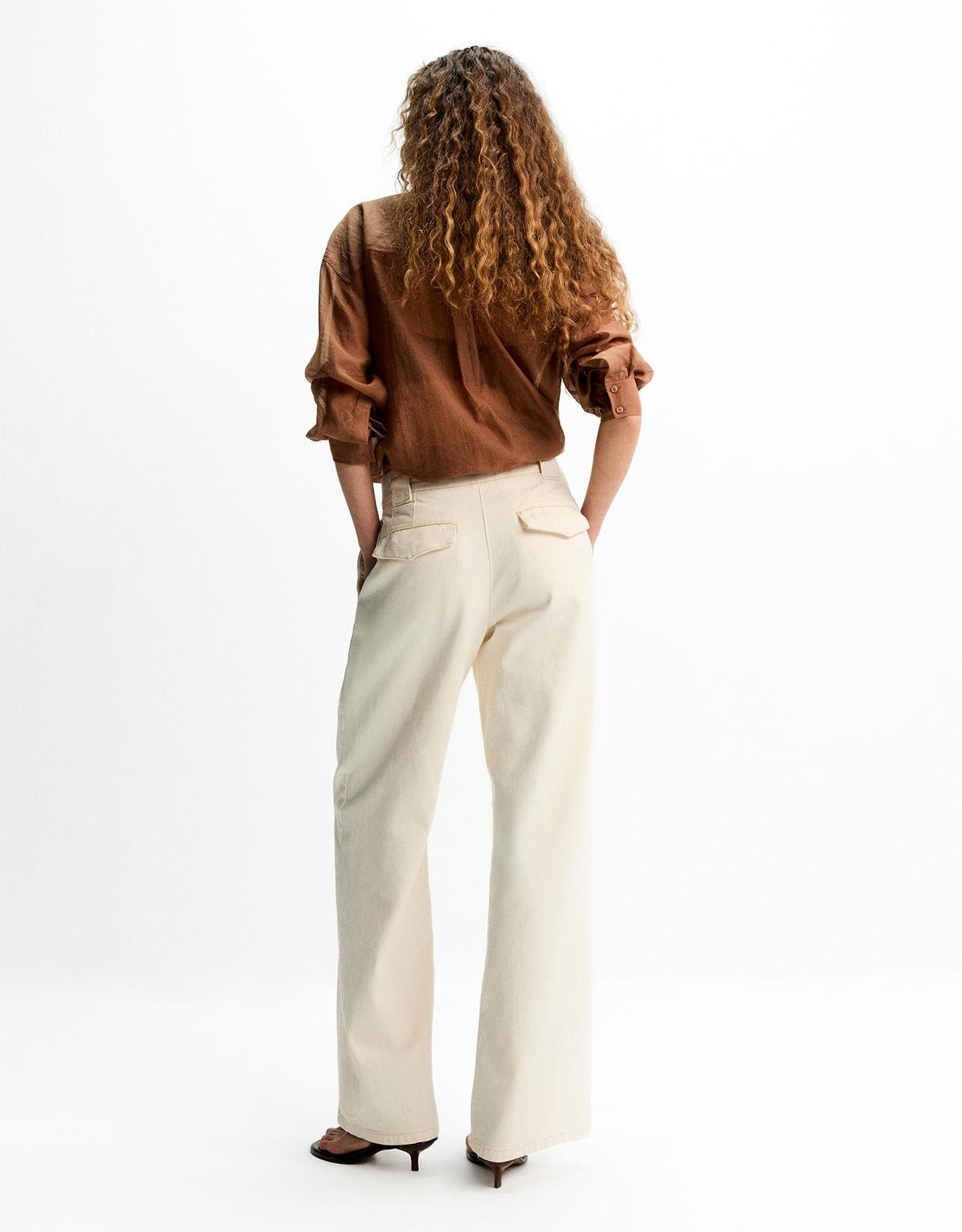 image_216a8170-cb7a-4a8d-b328-7e4104ddf956