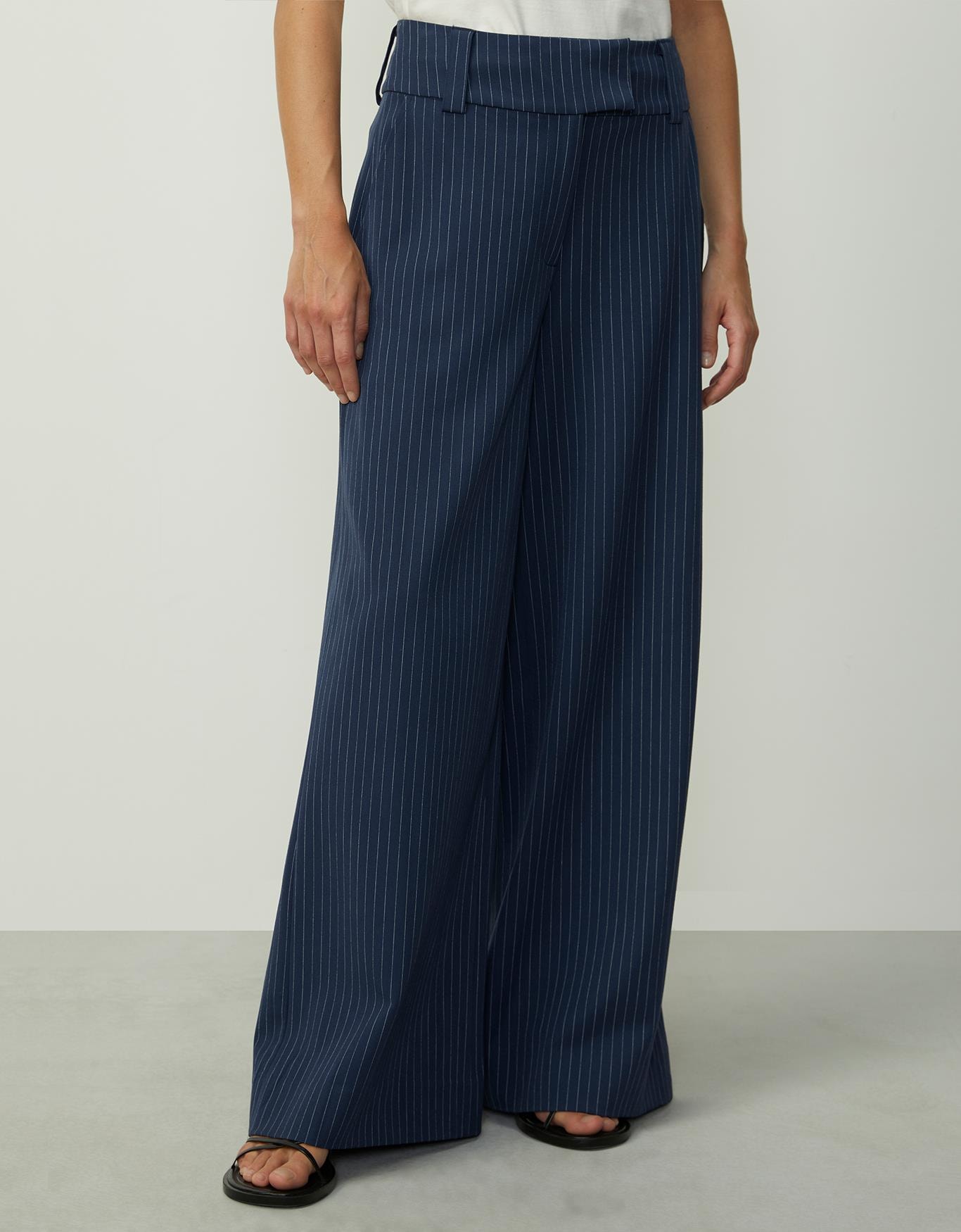 image_b853c359-5ae9-4027-8fd6-607b16b4d8f7