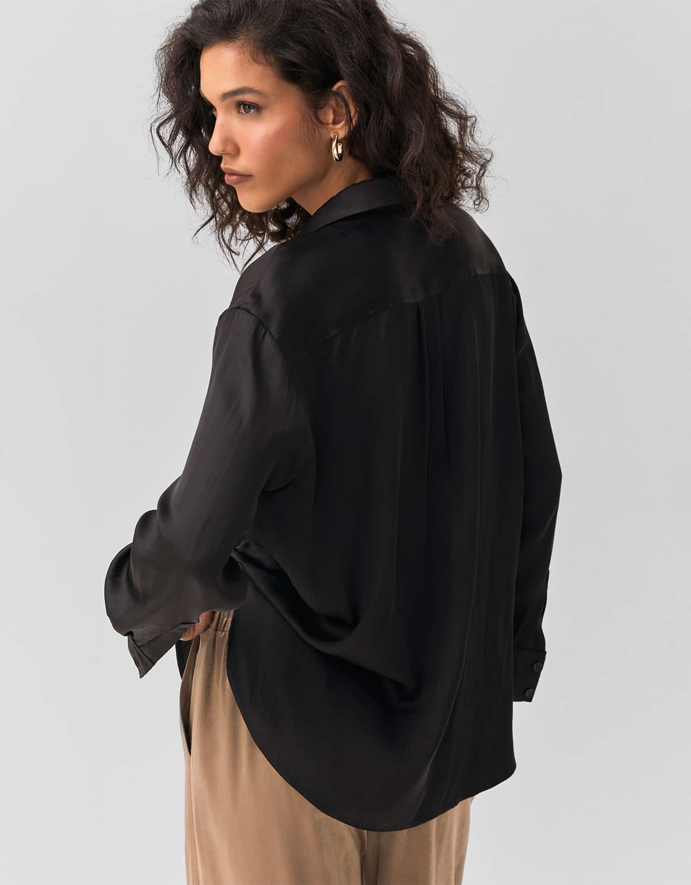 Camisa Acetinada