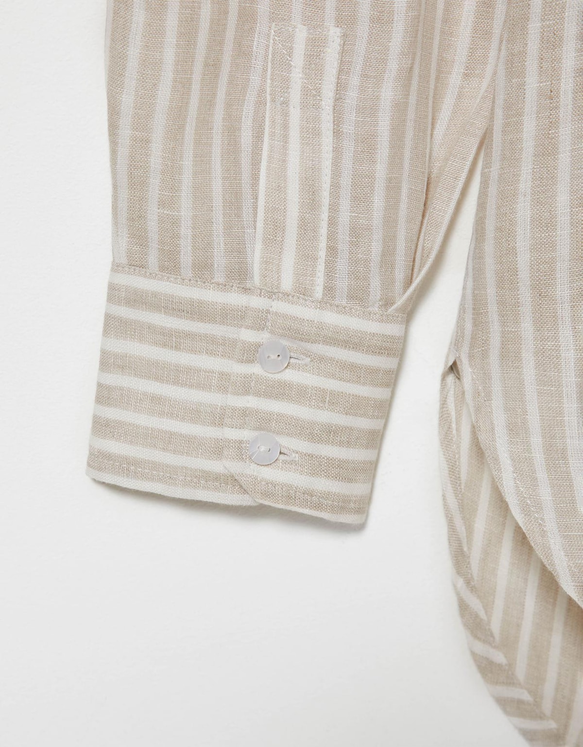 image_b62c6e1d-6953-40bf-8a10-bb47027b5fe2