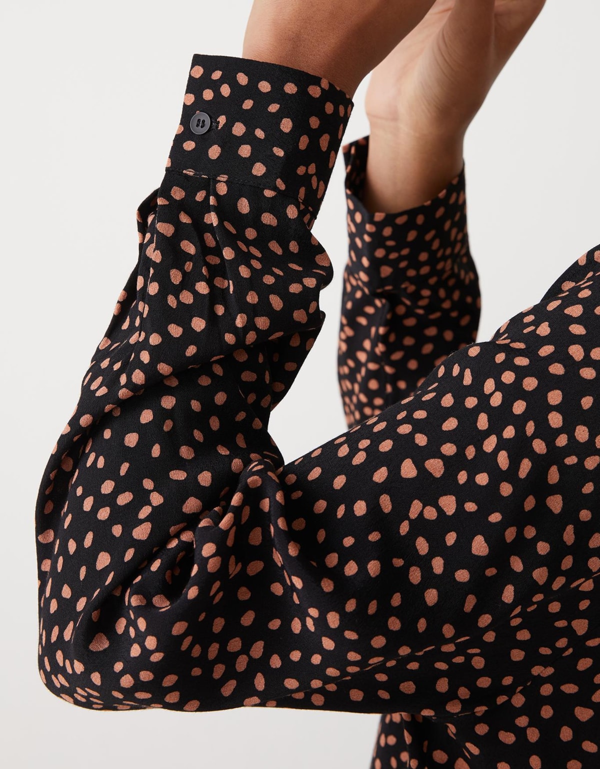 image_21379f46-46ee-4c79-bd2d-39b6f50083e4