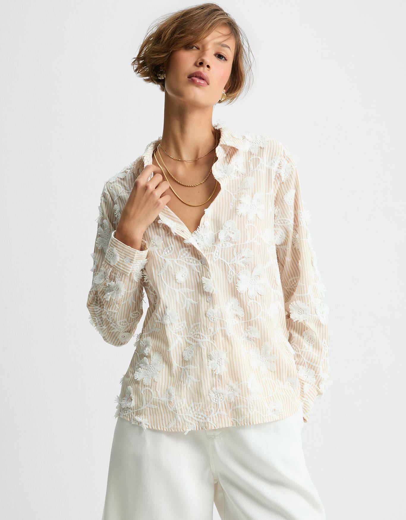 Camisa Listras Bordada