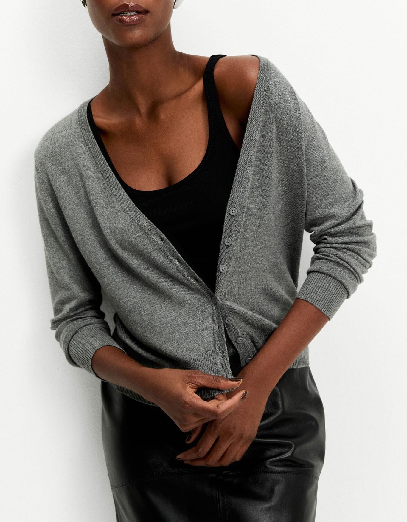 Cardigan Tricot Básico Botões