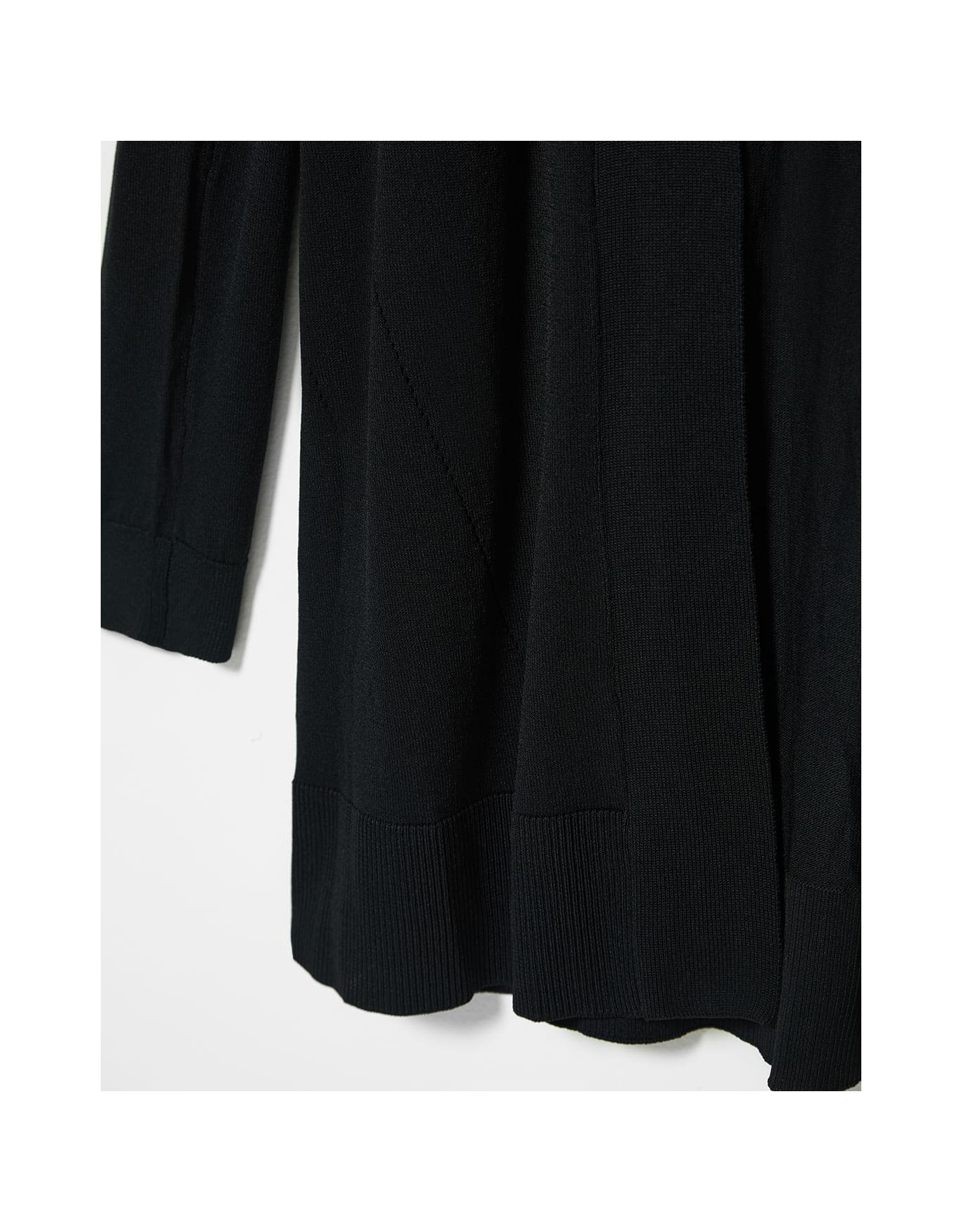 image_e10319a2-8f8c-4bfb-a2ef-4887612c6cbd