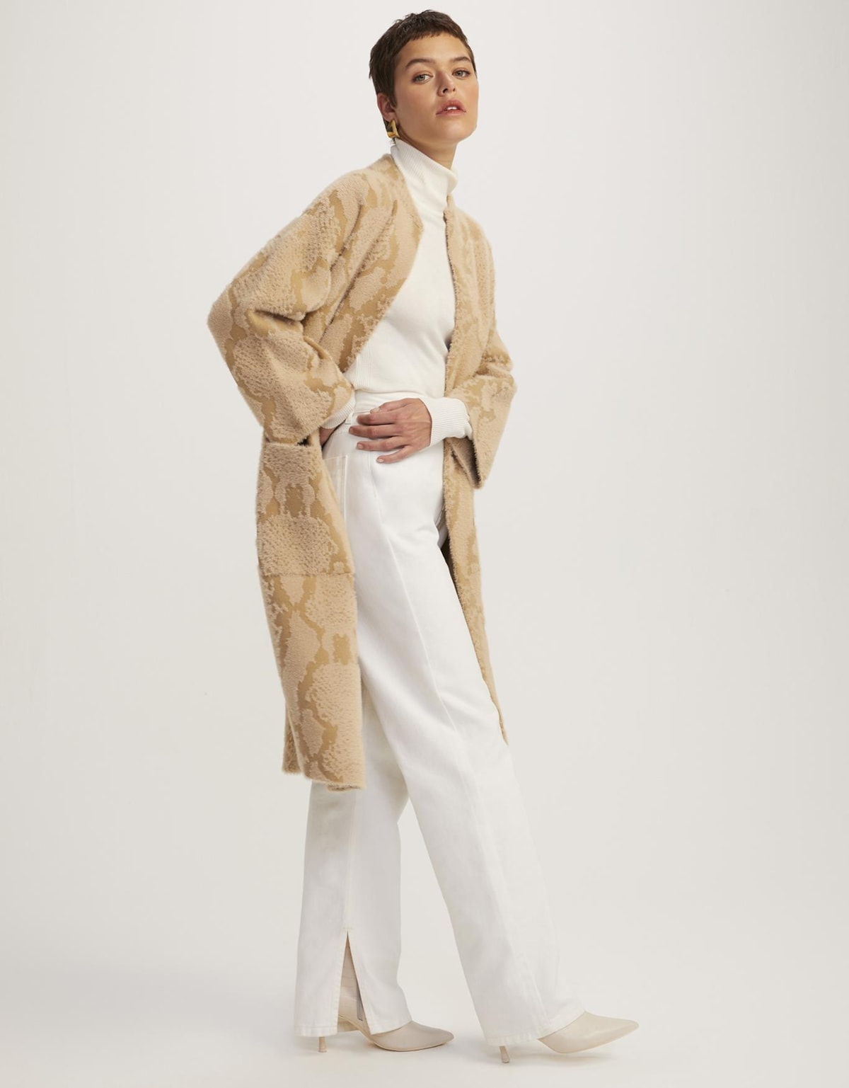 image_e4a87b3a-8d81-4442-8621-8fc2be38198f