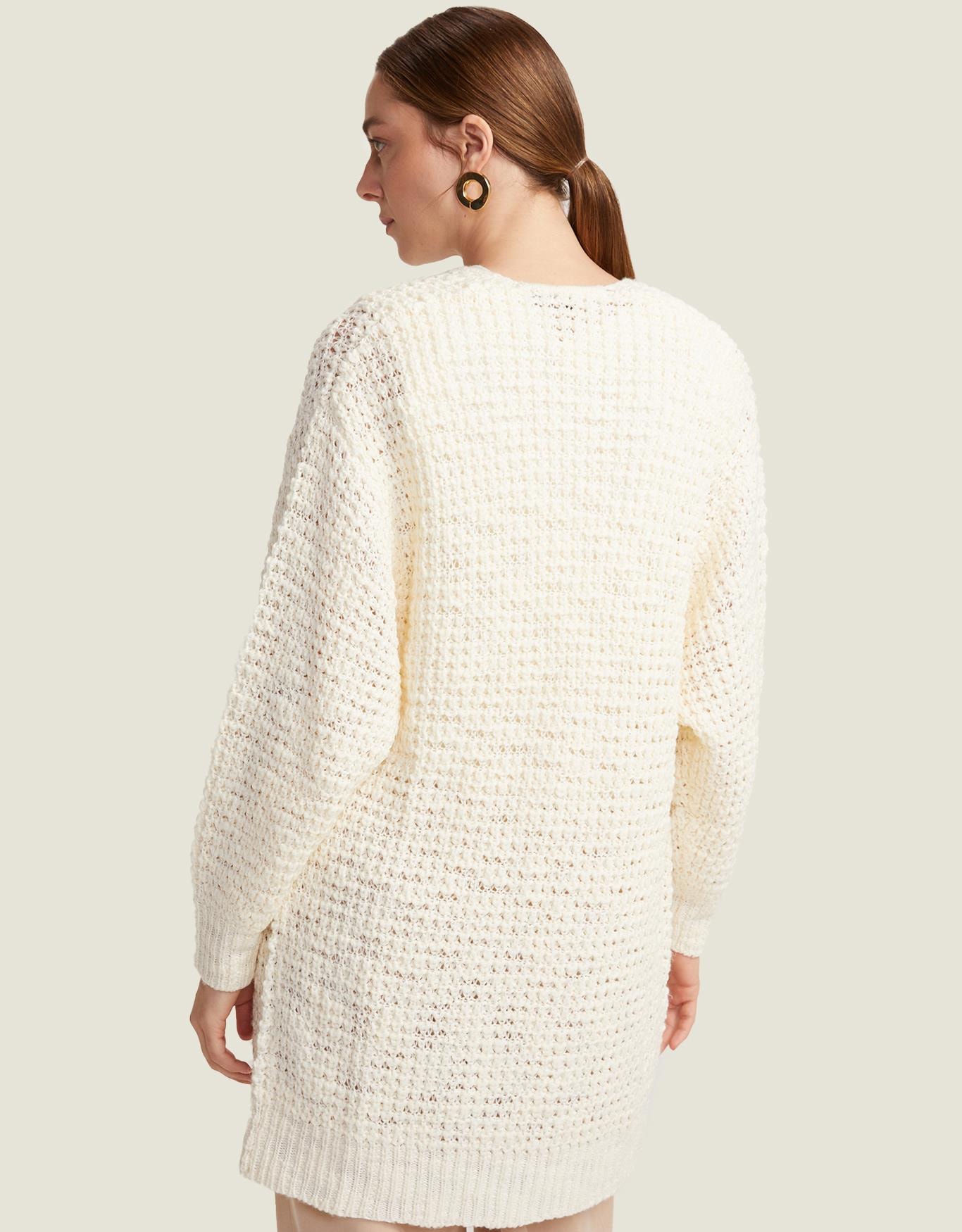 image_e40be2b9-fc65-48f8-8a32-16ae3cf09ead