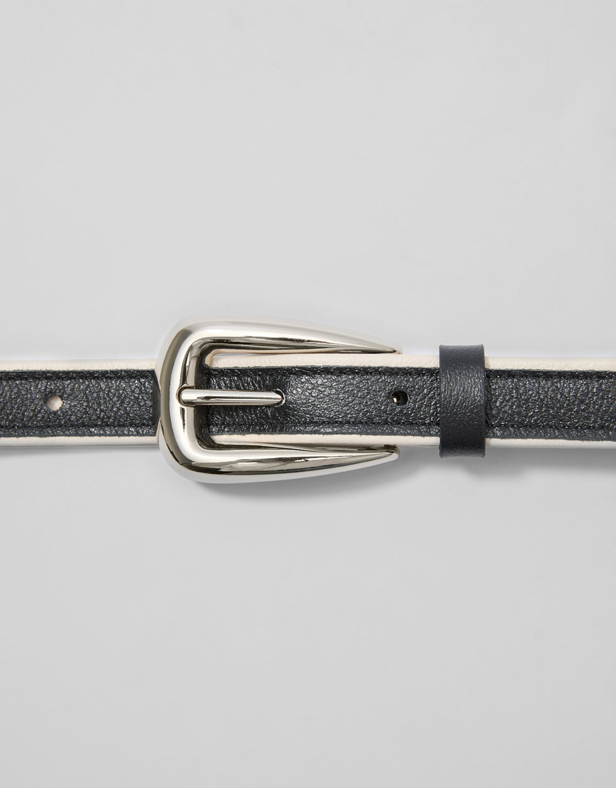 image_2935c42c-8da2-4b7b-9f8b-736a898adacd