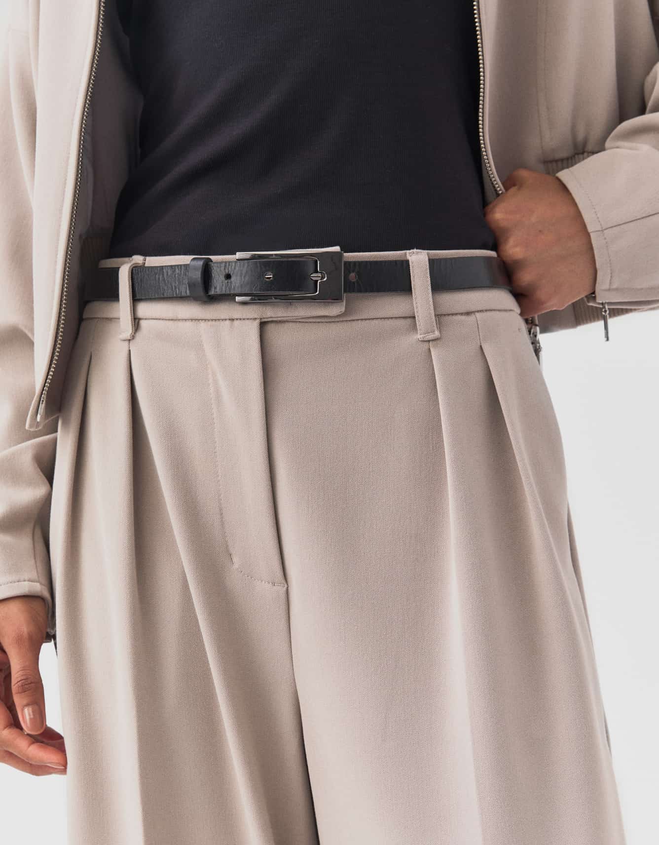 Cinto Estreito Fivela Retangular Preto