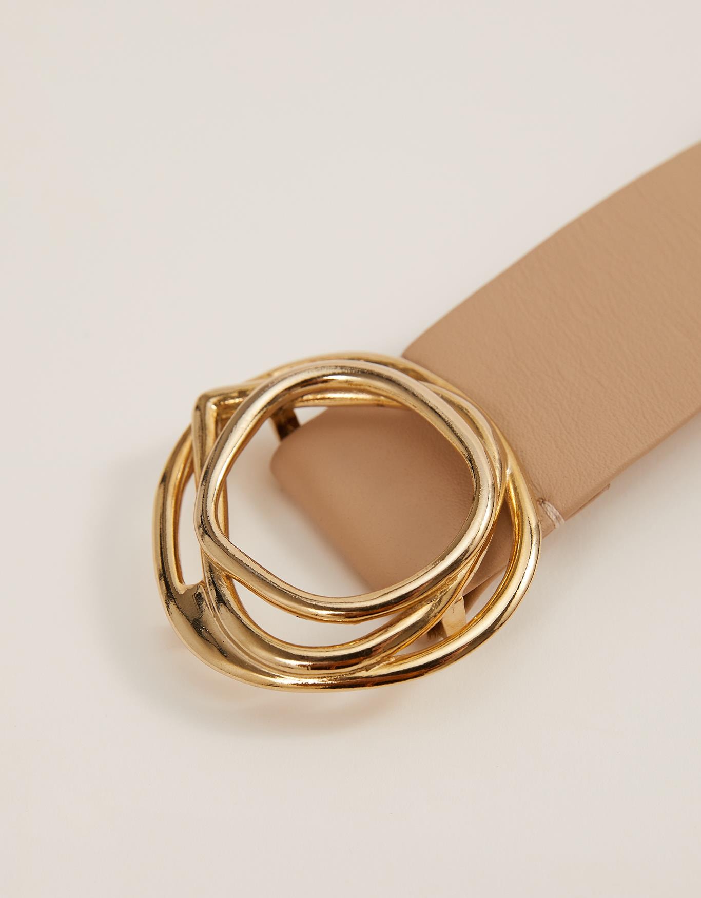 image_ca9d6a5f-cd97-4400-aef1-66631cc0d71d