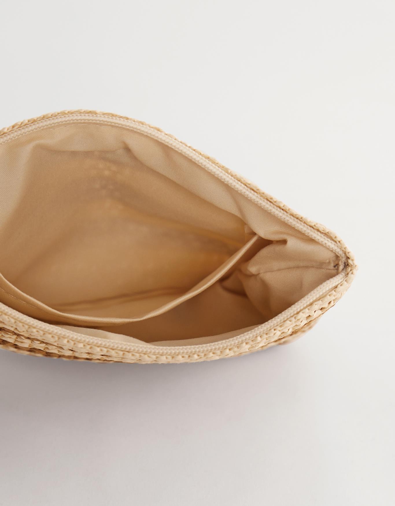 image_8a5ee2a4-21dd-4496-bf83-c91a6009cad9