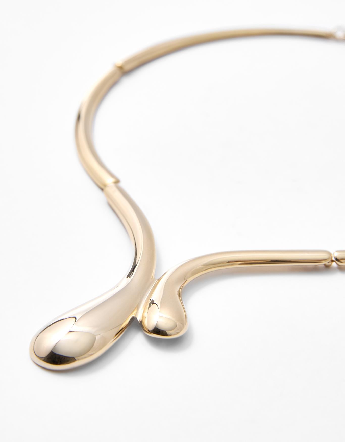 Colar Curto Articulado