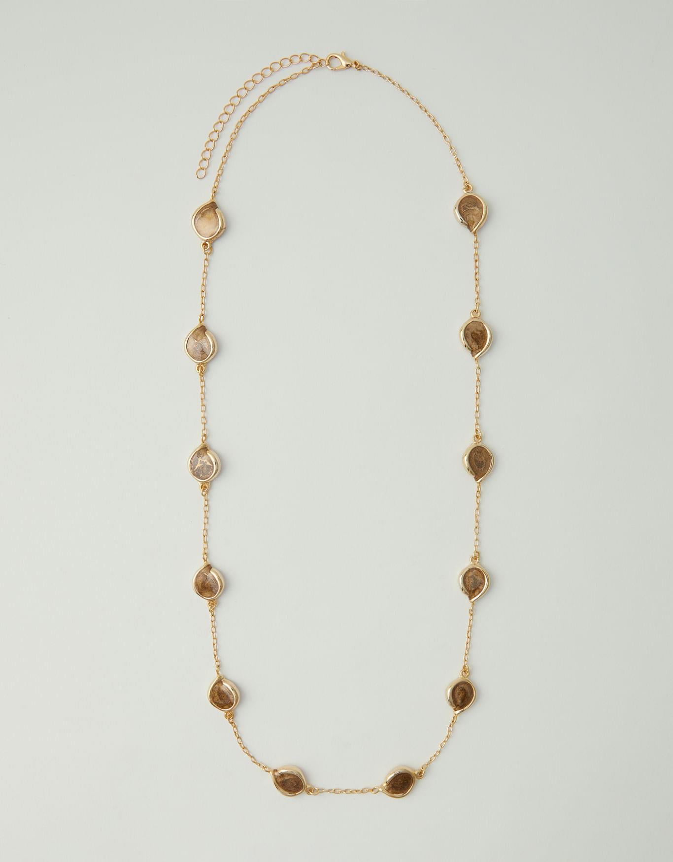 Colar Longo Detalhes Em Resina