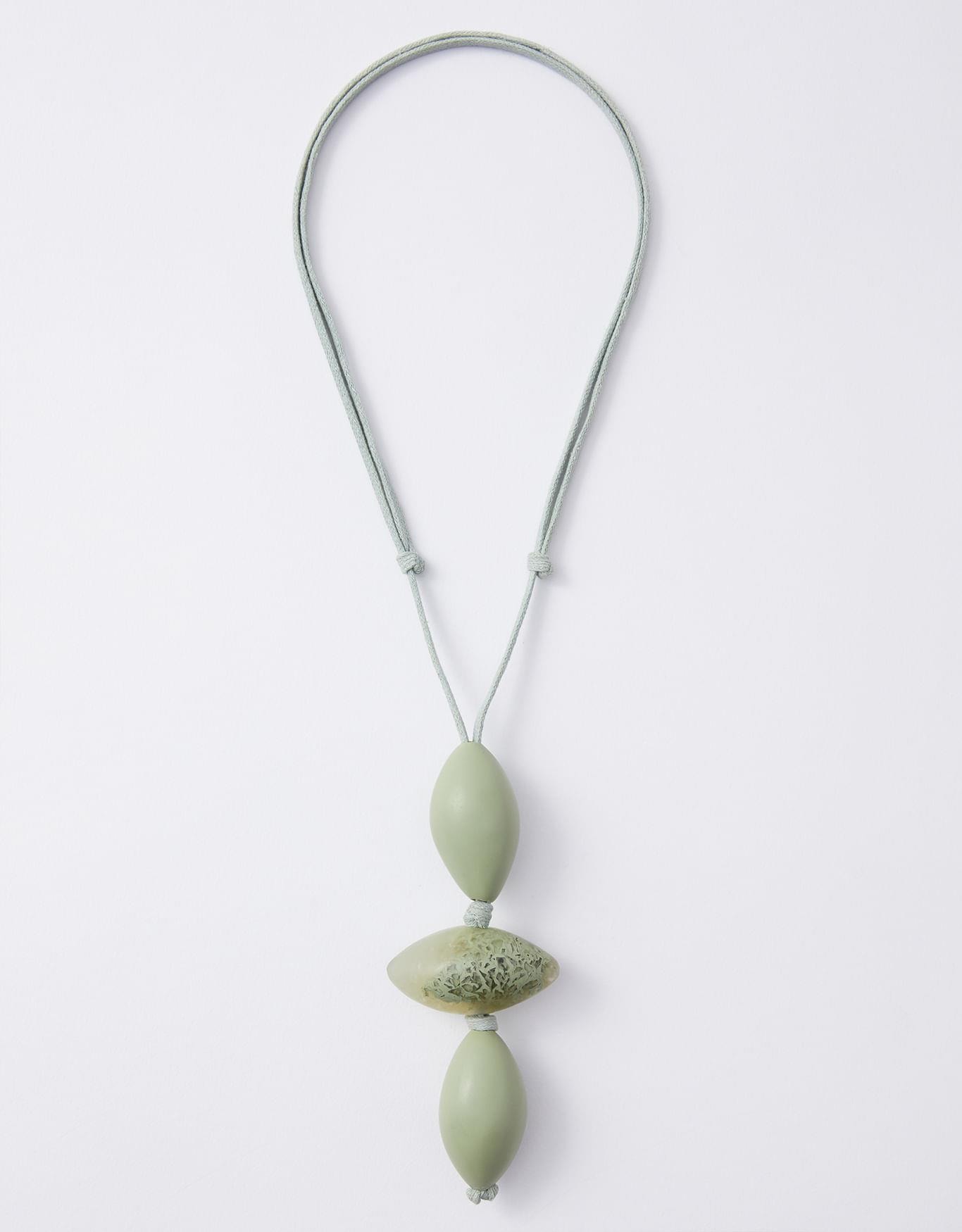 Colar Longo Regulável Resina Mescla Verde