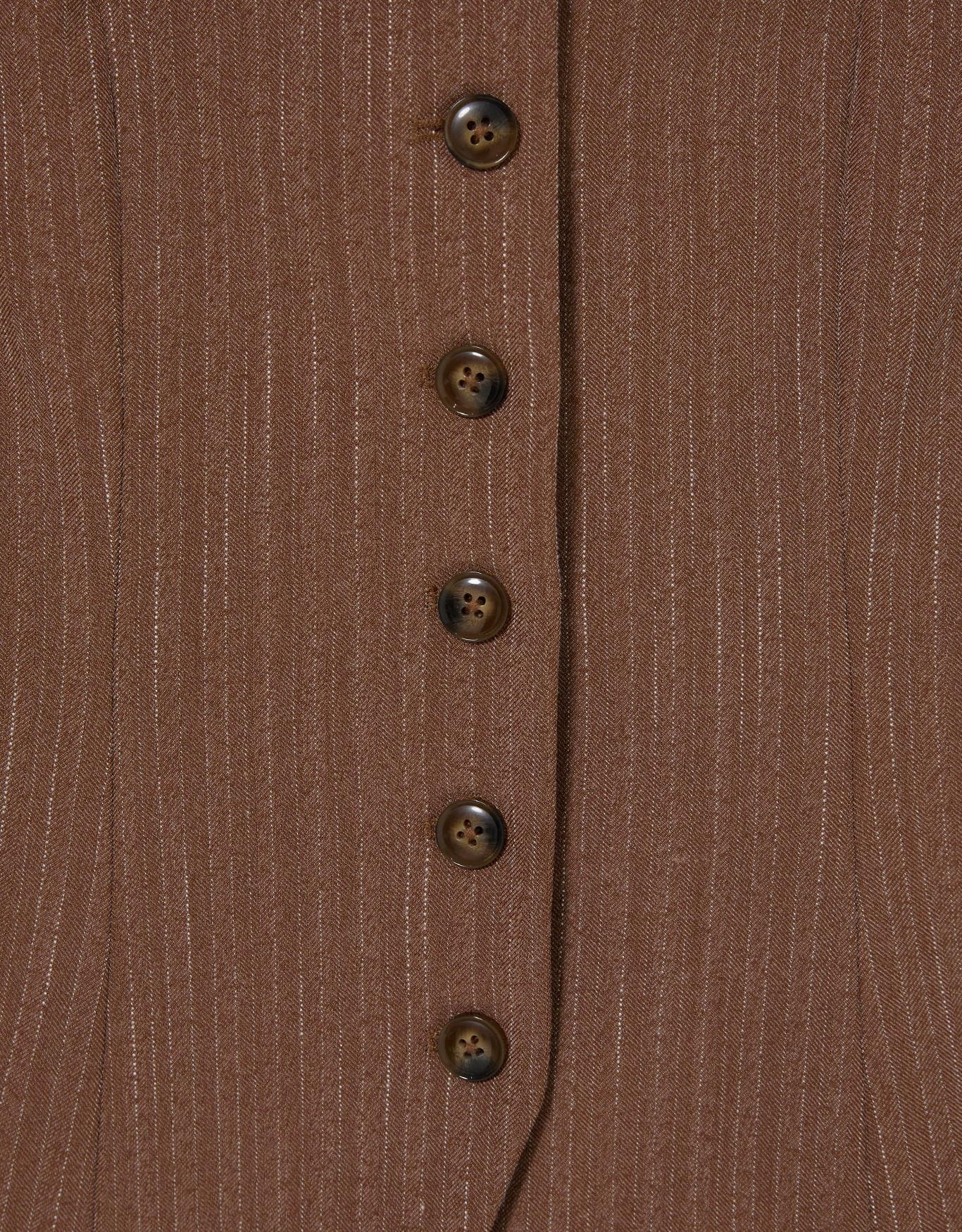 image_dc46054b-593e-4695-8fde-b1f989216afd