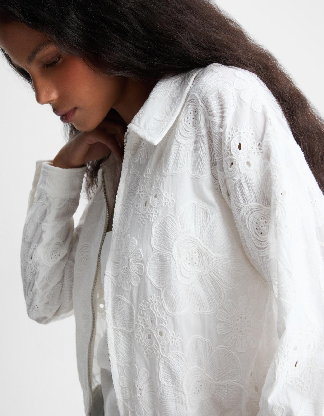 image_76f074ee-d0b4-431d-b2e7-3e99c8f9b4a3