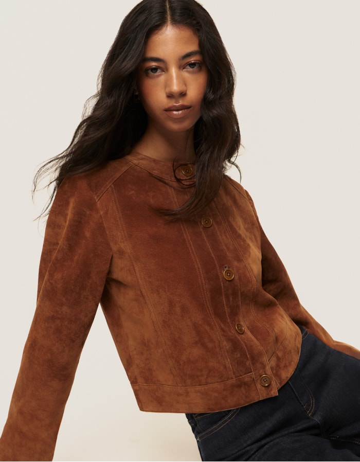 Shoulder — Jaqueta Camurça