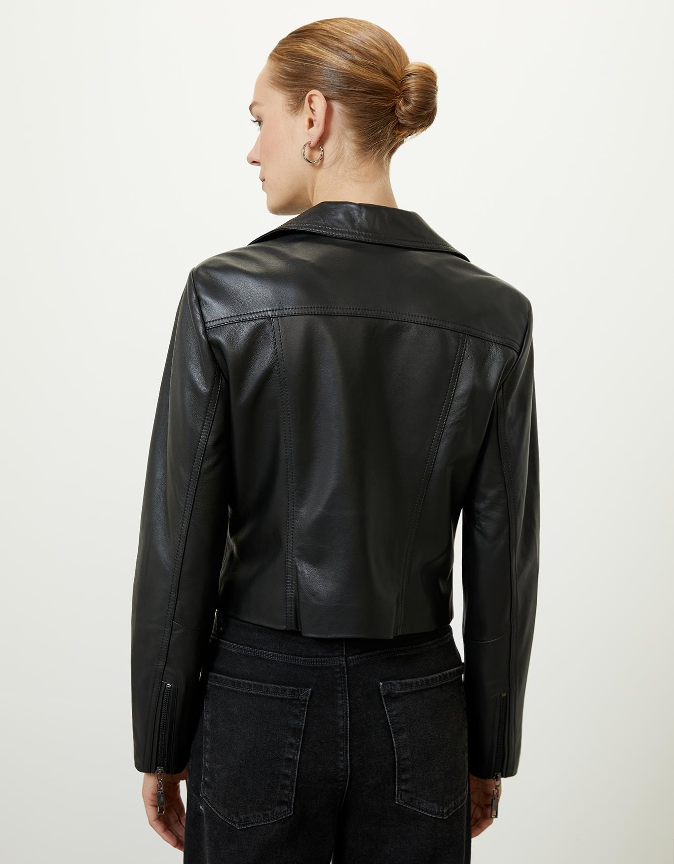 image_e0bb1232-25ef-423d-b393-f21418bb7654