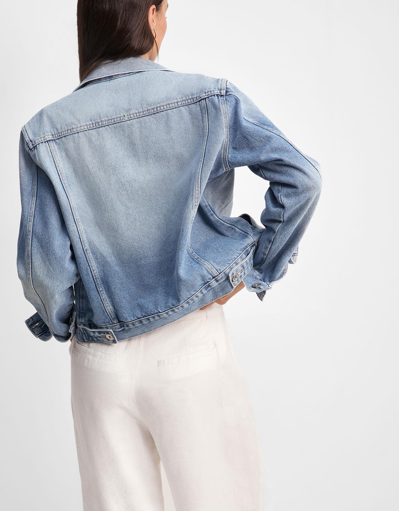 image_eb447ef6-d5f9-4cc0-a909-01cd99892104