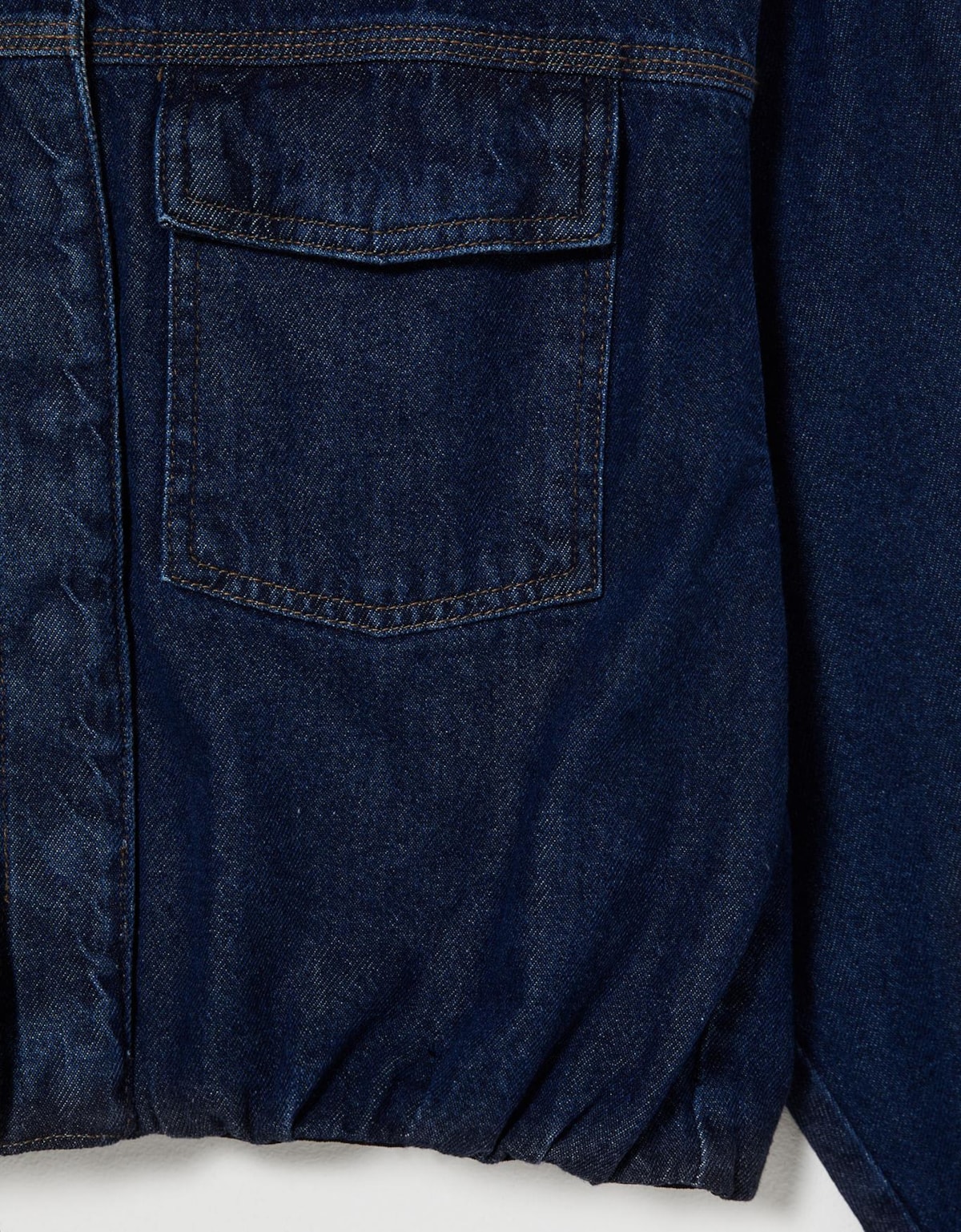 image_b8c267b8-916e-469c-9171-64ccc9caa3b7