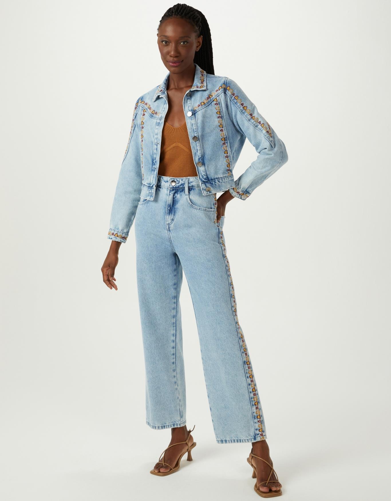 image_2170e67e-6b29-4a3d-991f-51c2391c70bf