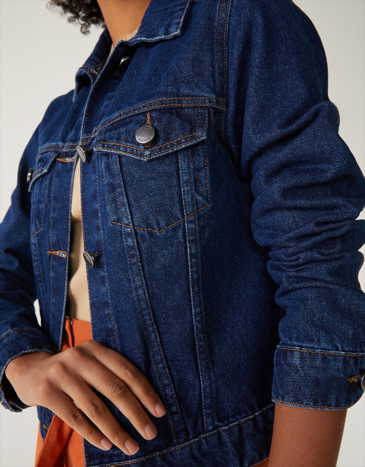 image_4ba0dbe0-a899-43d7-84d0-386f696082ef