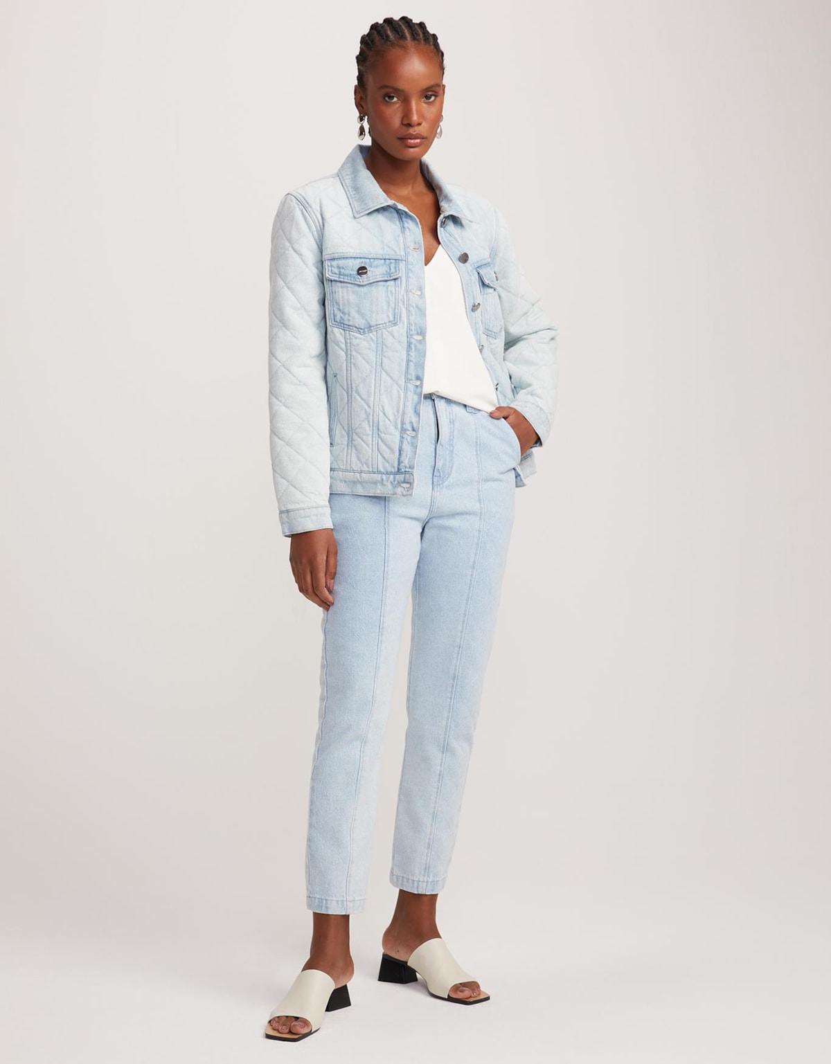 image_87ff131d-2471-4637-ade8-9f36d566e61f