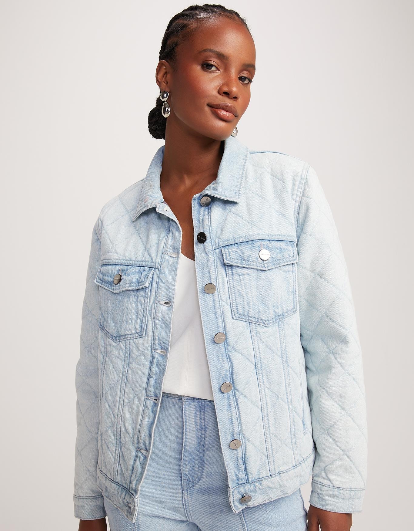 image_b9ce6491-82d1-4cf3-9523-005c5403e0fb