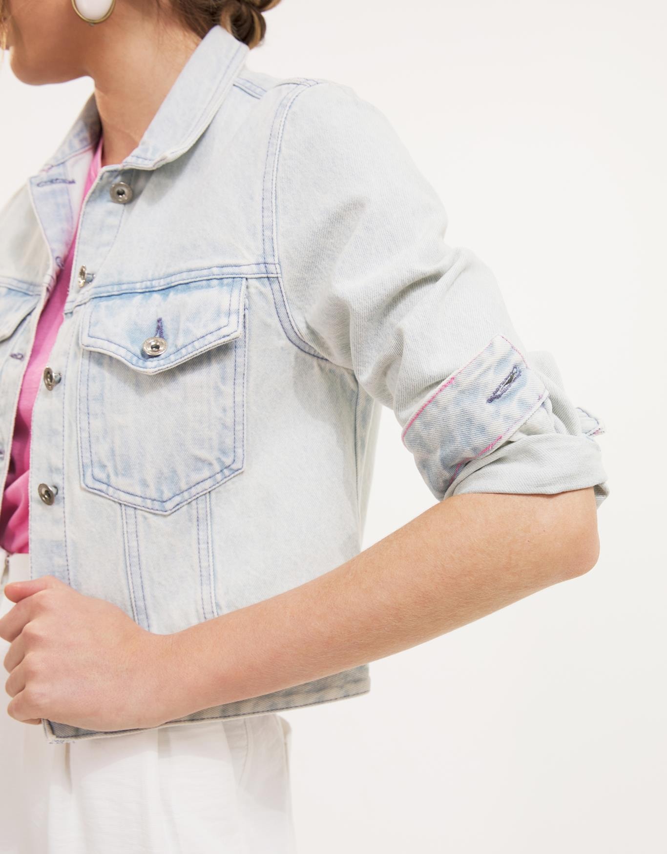 image_f9baf0ea-137d-4f5c-9ef0-69b9a82a250f