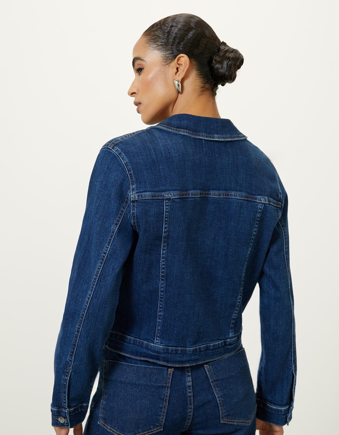 image_f12ee781-d407-493c-b423-77221889565e