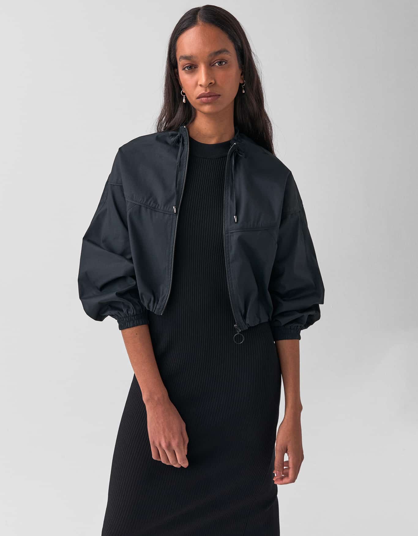 Jaqueta Leve Recortes