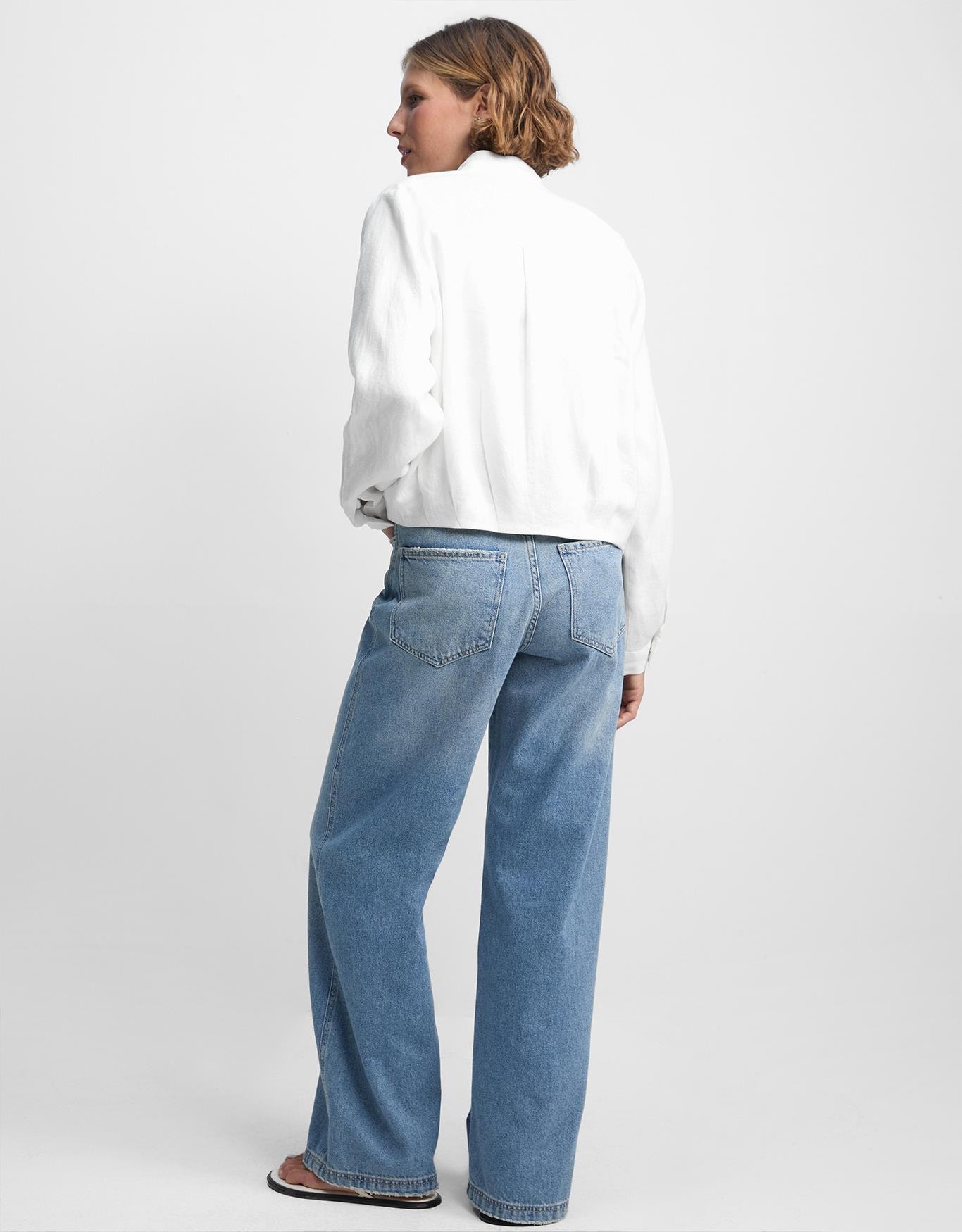 image_e66efdbc-f2de-42cc-8874-debe1d6417ea