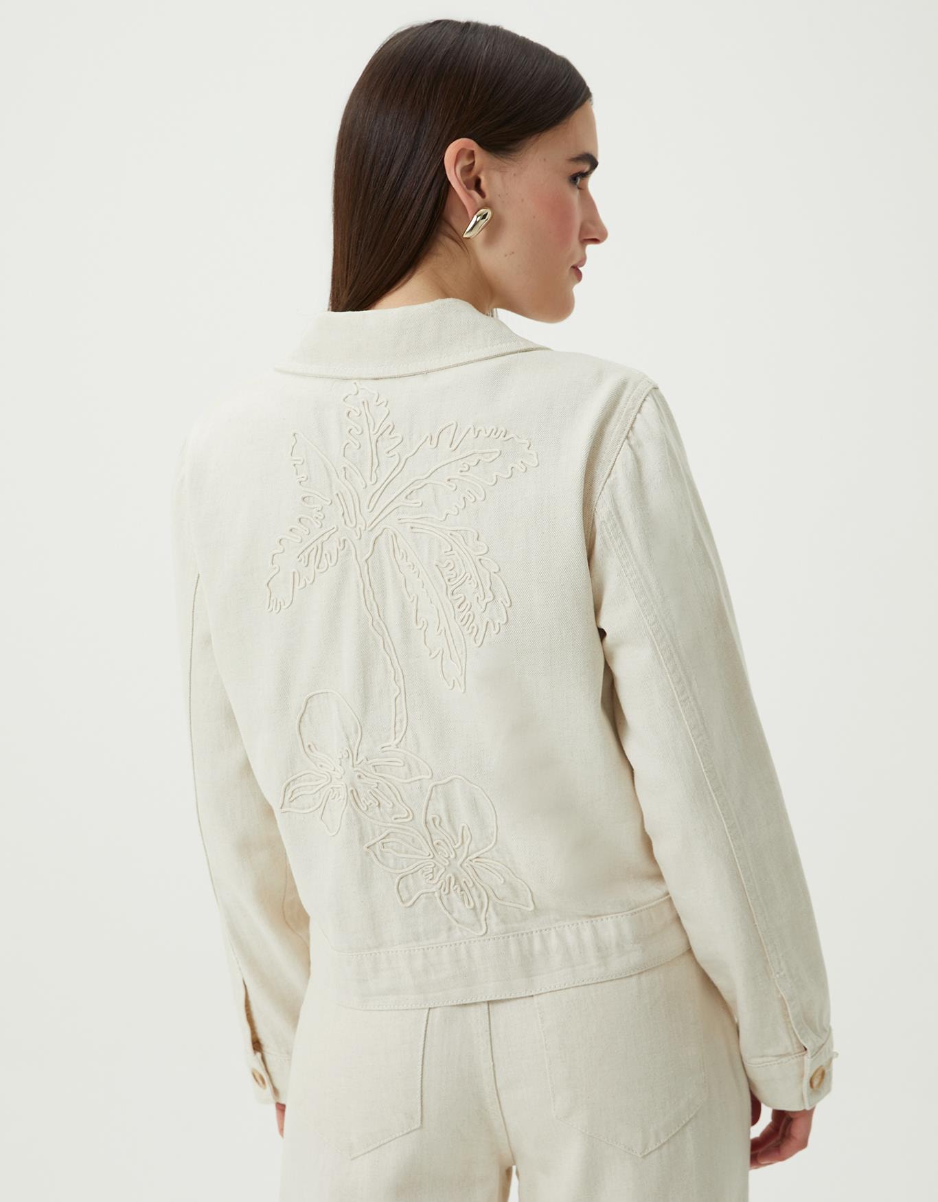 image_03e10f02-7e63-405b-8c62-68ae90a9b5f0